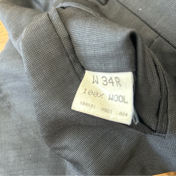 Jos A Bank Men’s Dress Suit Blazer 42r Jacket 34x32 Pants - Picture 9 of 14